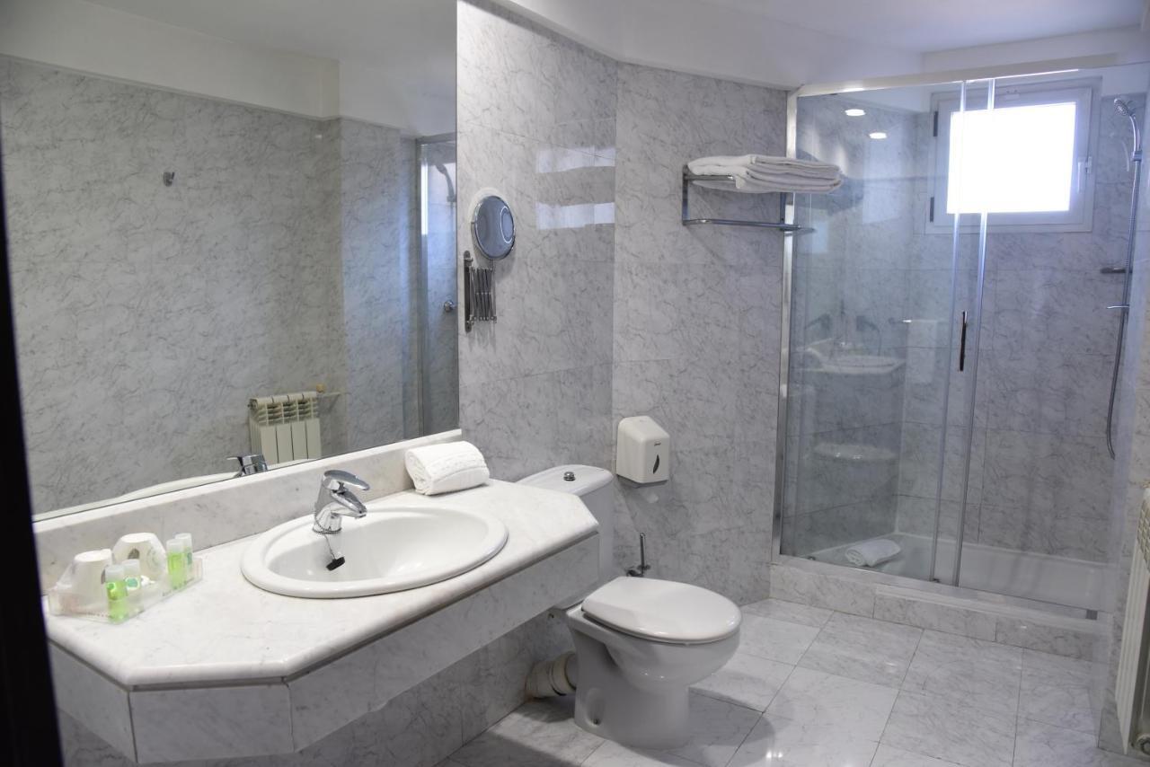 Hotel Delta Тудела Экстерьер фото